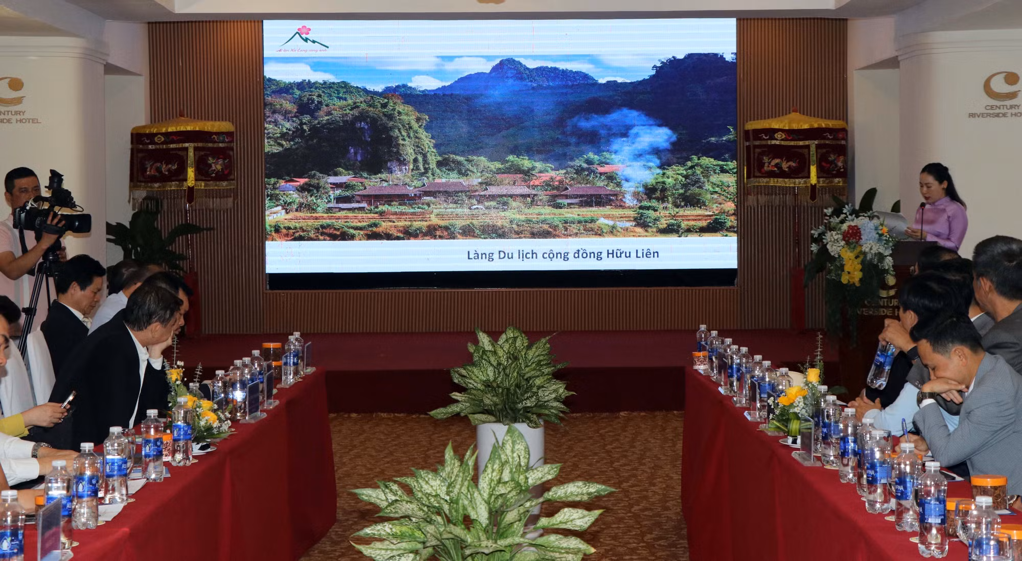 potal-hoi-nghi-quang-ba-diem-den-du-lich-lang-son-2025-7930747.jpg