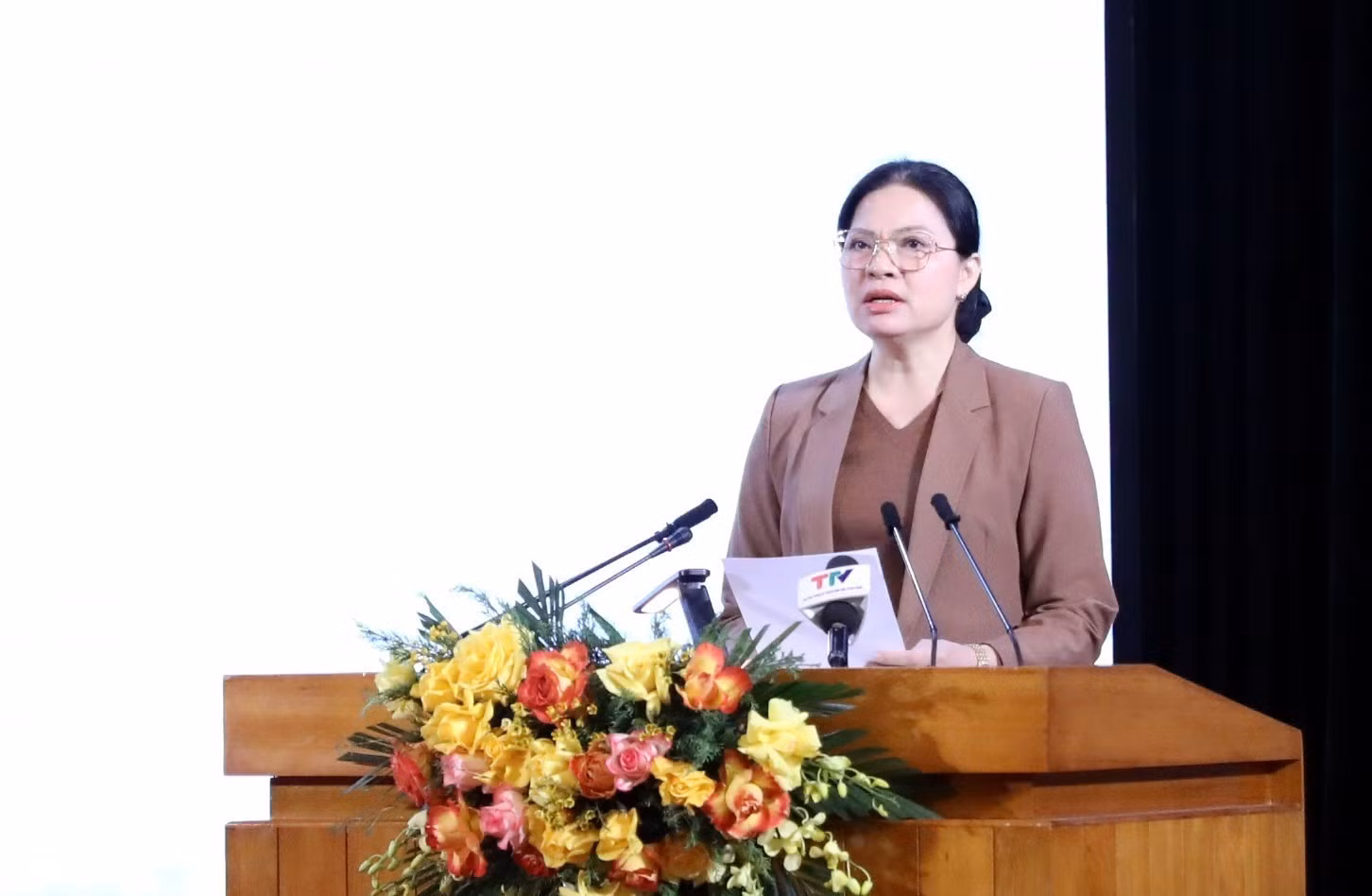potal-tuyen-quang-phat-dong-ung-ho-chuong-trinh-xoa-nha-tam-nha-dot-nat-7809925.jpg