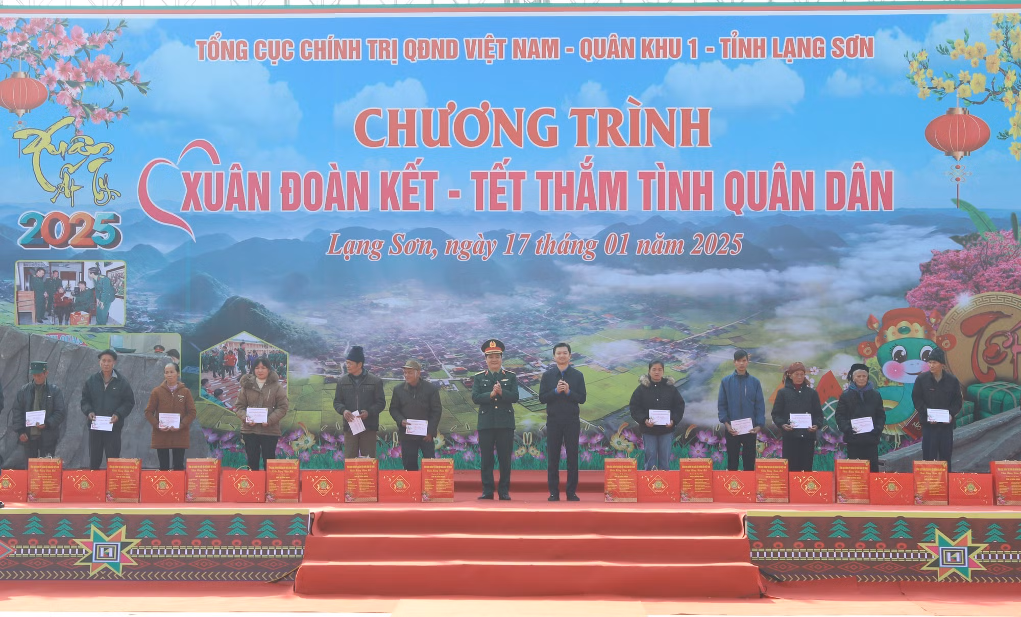 potal-chuong-trinh-xuan-doan-ket-tet-tham-tinh-quan-dan-7812272.jpg