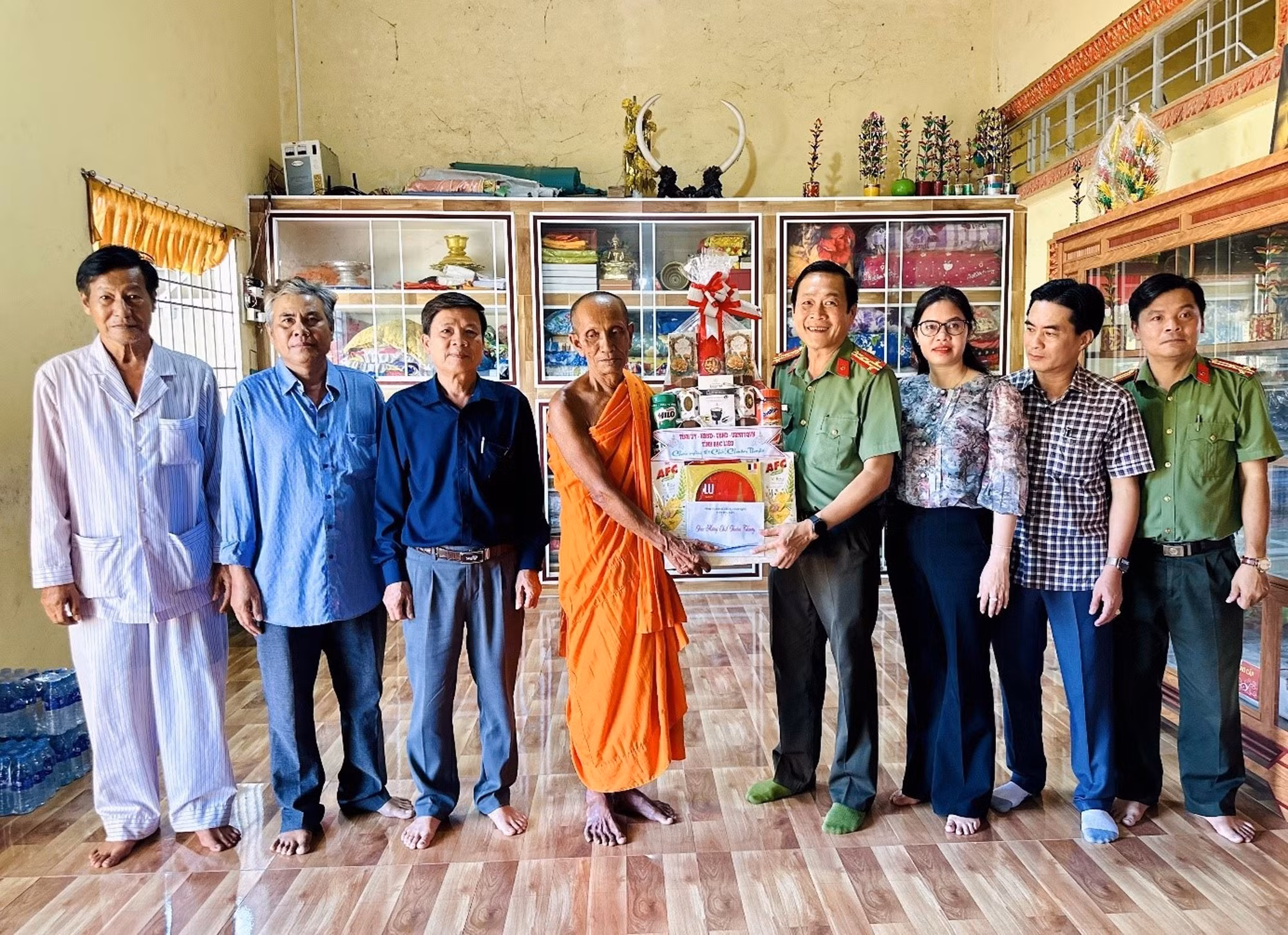 potal-bac-lieu-tham-va-chuc-tet-chol-chnam-thmay-2025-7967233.jpg
