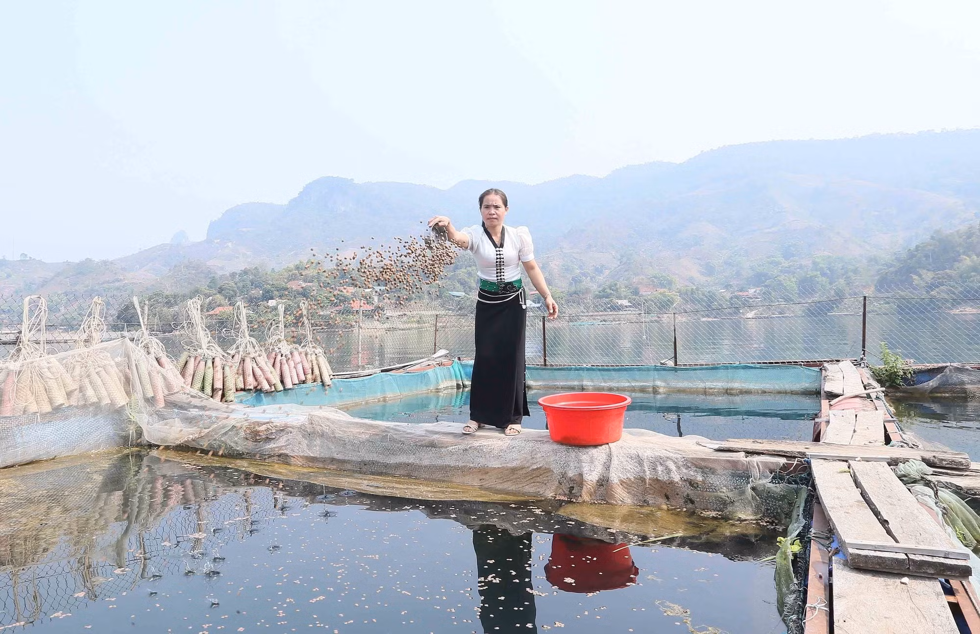 potal-son-la-chi-hoi-truong-phu-nu-nang-dong-trong-cong-tac-hoi-va-phat-trien-kinh-te-gia-dinh-7951867-1.jpg