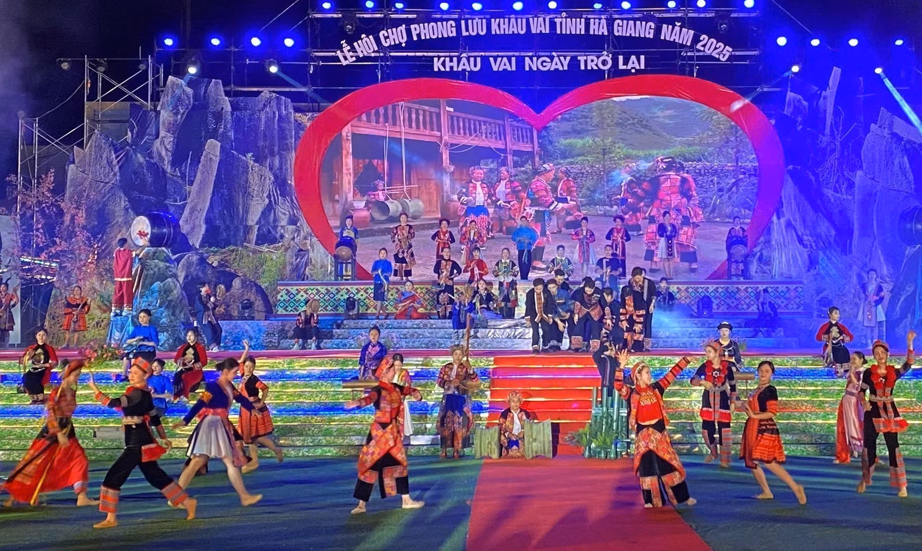 potal-cho-phong-luu-khau-vai-noi-tinh-yeu-tro-lai-7988701.jpg