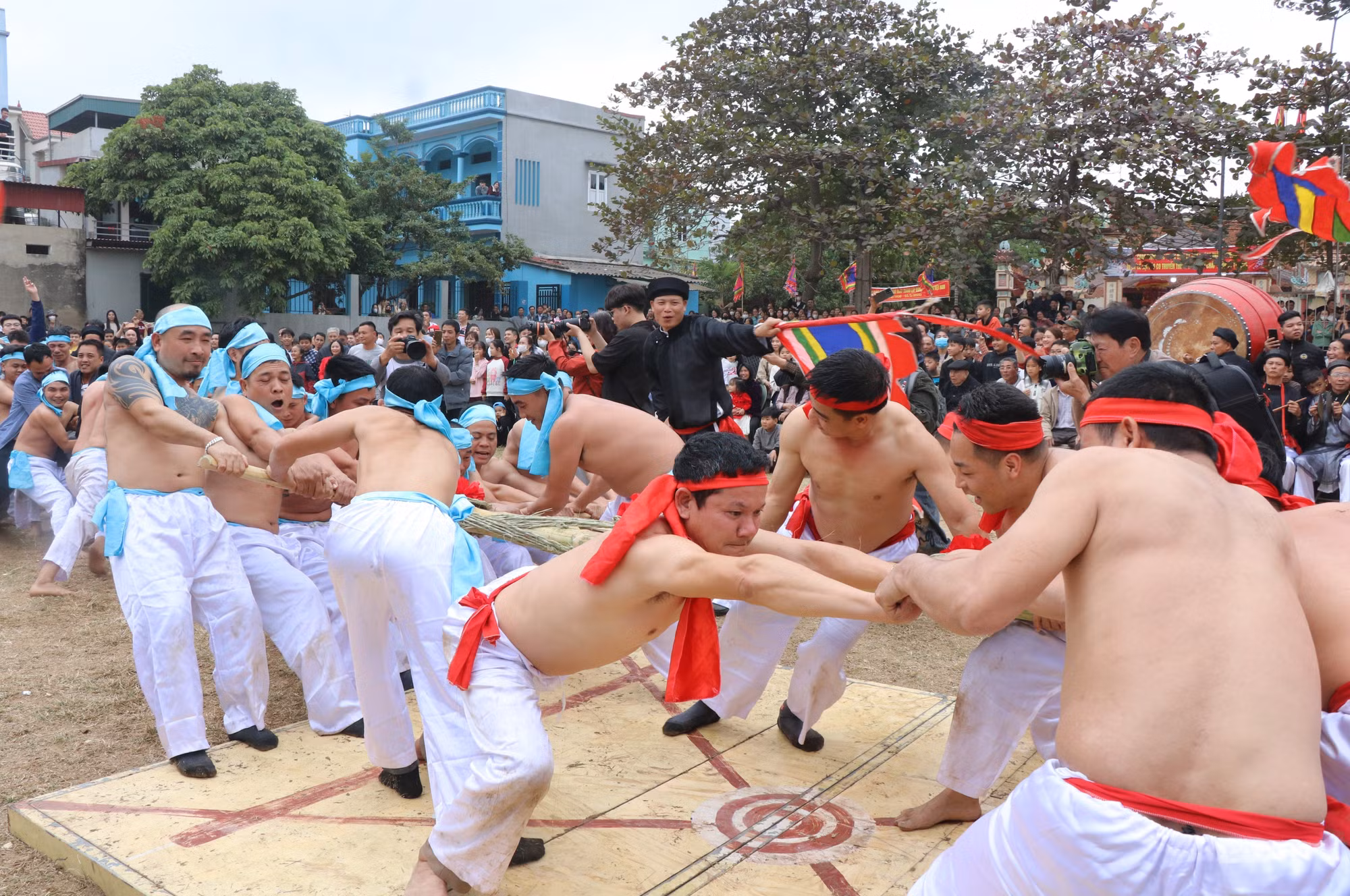 potal-ron-rang-hoi-keo-co-huu-chap-7834721.jpg