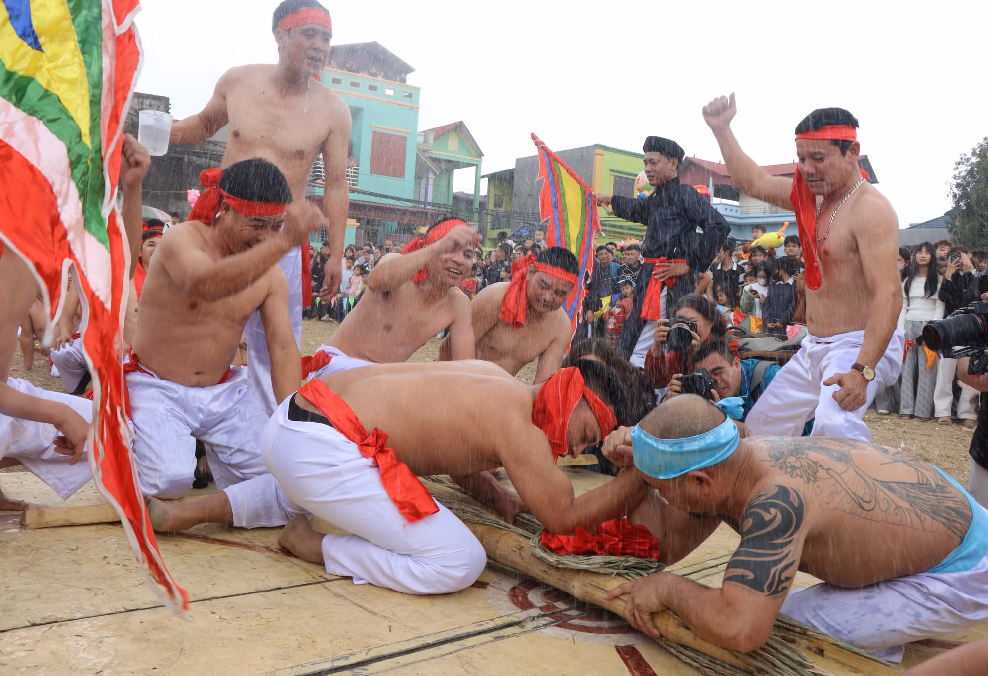 potal-ron-rang-hoi-keo-co-huu-chap-7834724.jpg
