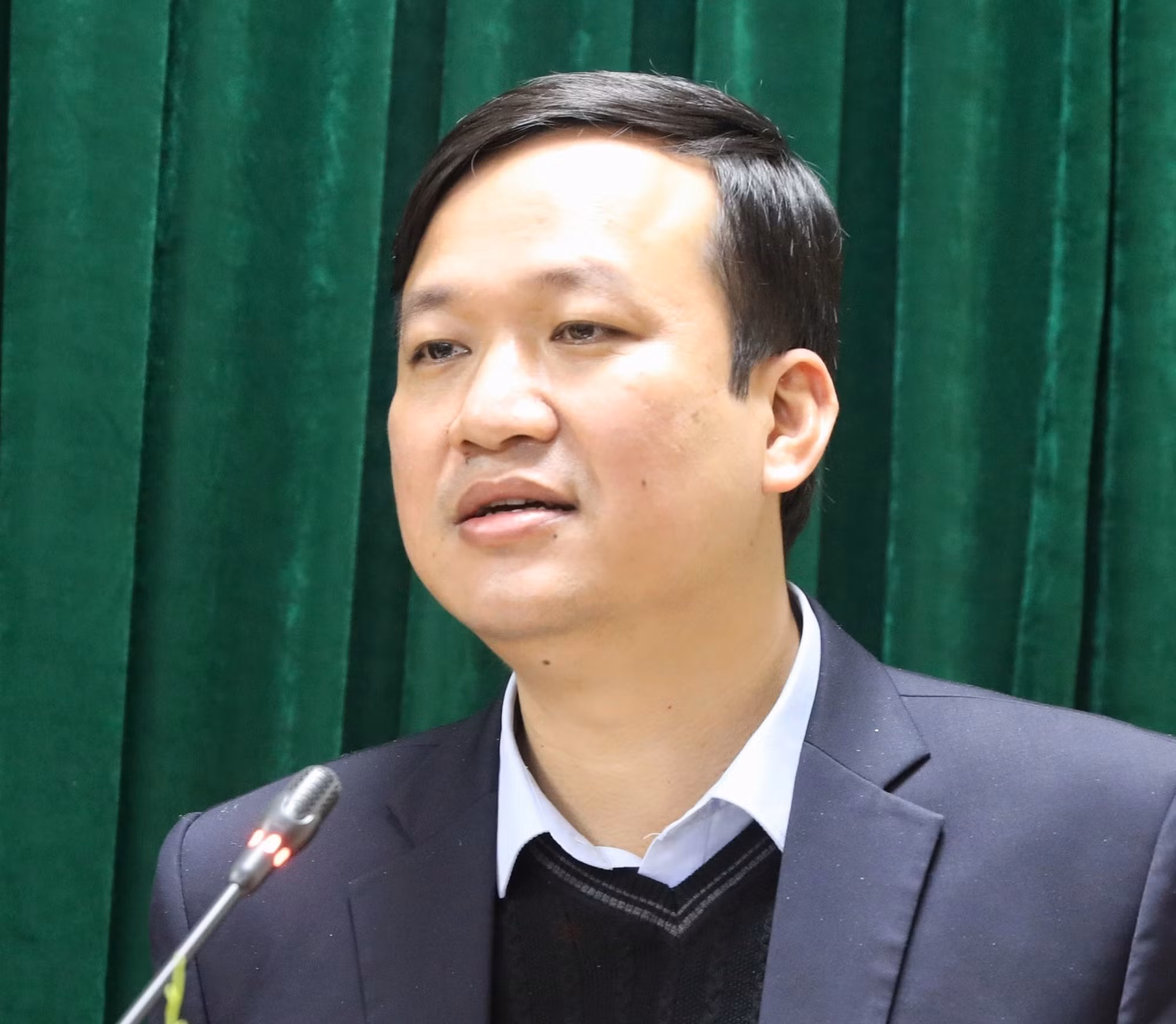 potal-ban-bi-thu-quyet-dinh-khai-tru-ra-khoi-dang-doi-voi-cac-dong-chi-le-o-pich-ly-vinh-quang-7800837.jpg