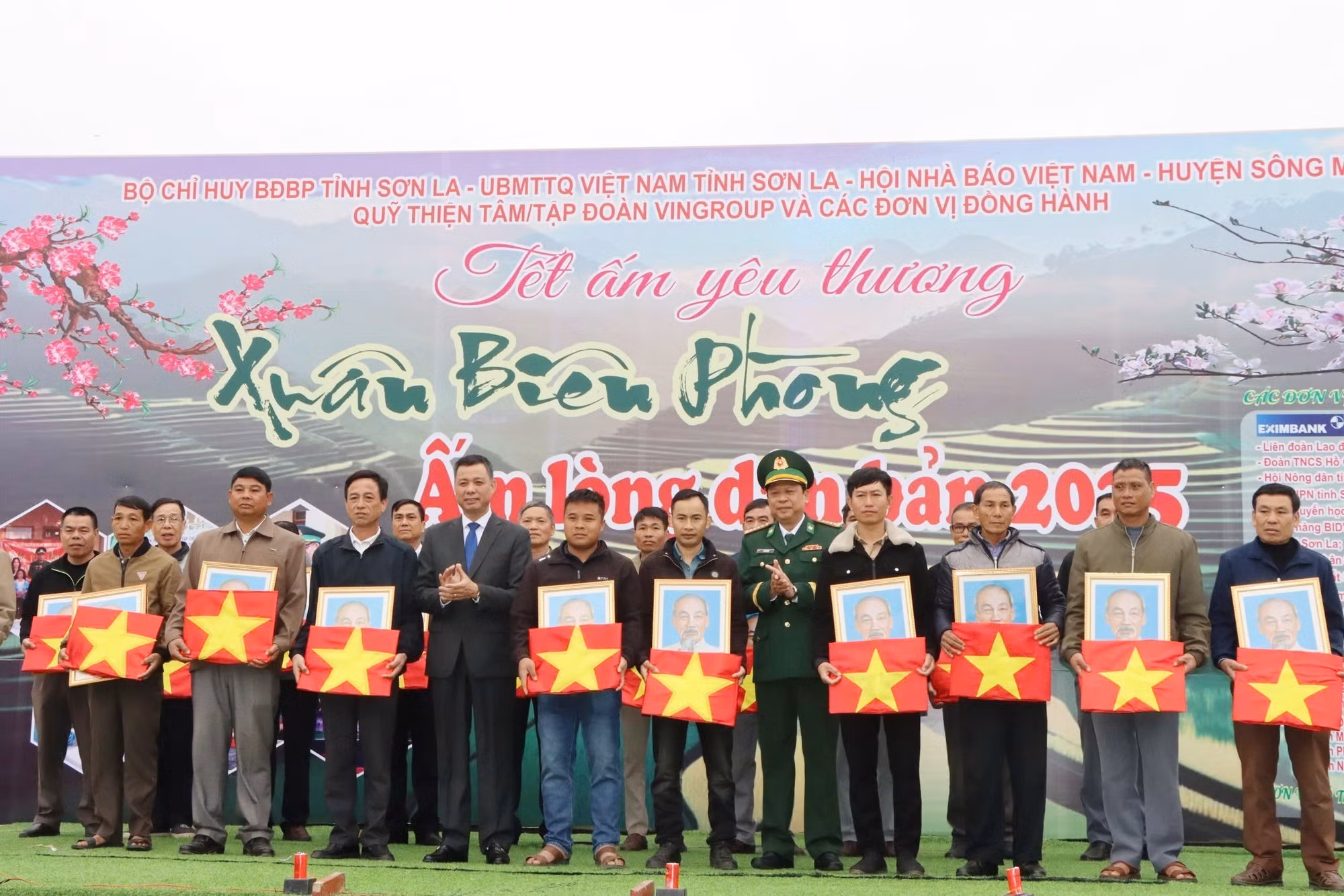 potal-son-la-am-ap-xuan-bien-phong-am-long-dan-ban-7816003.jpg