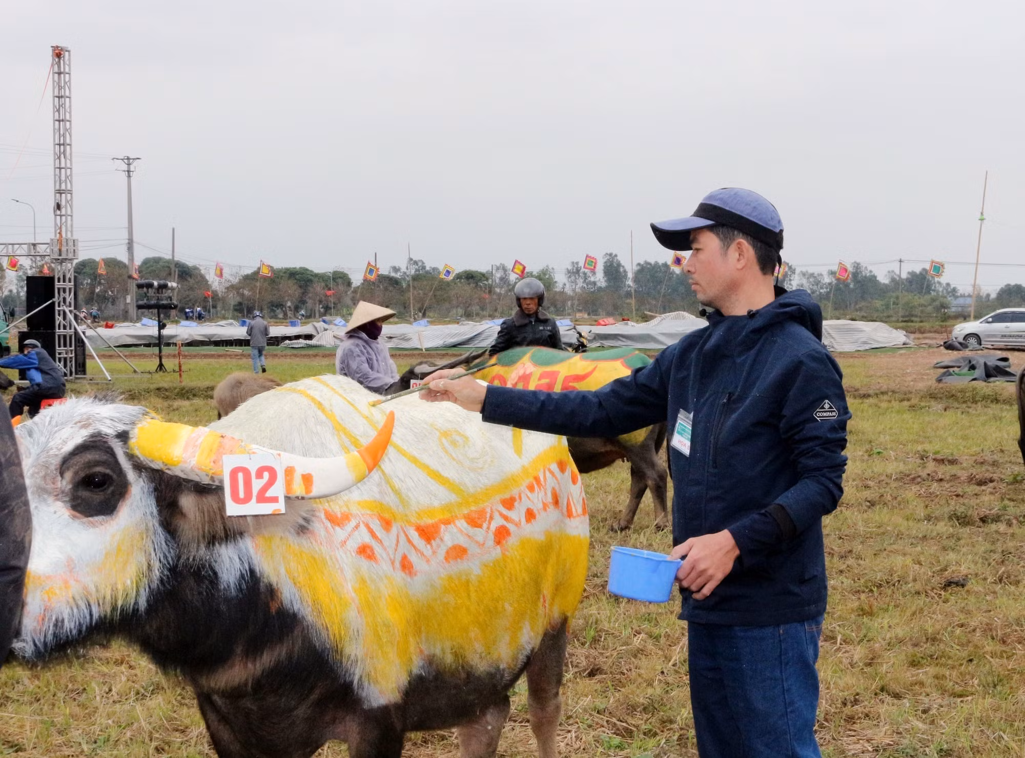 potal-hoi-thi-ve-trang-tri-trau-le-hoi-tich-dien-doi-son-nam-2025-7837436.jpg
