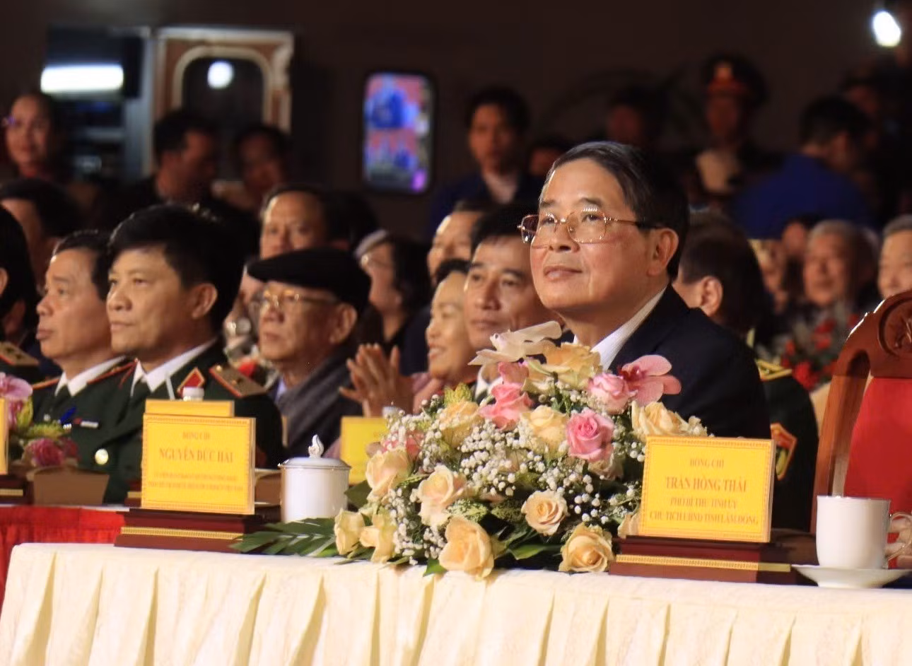 potal-nhieu-lanh-dao-dang-nha-nuoc-tham-du-le-ky-niem-50-nam-giai-phong-lam-dong-7952800-1.jpg