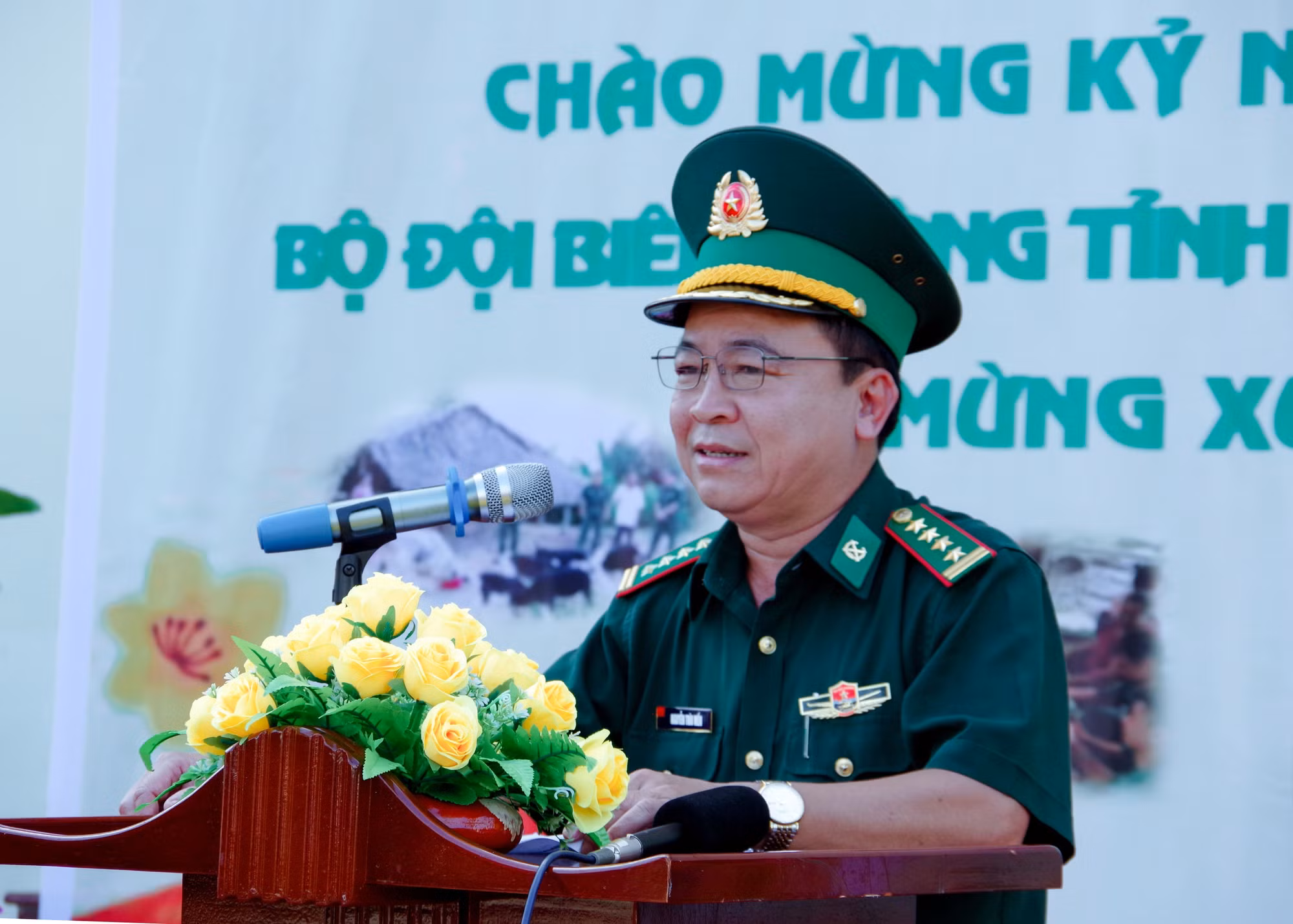 potal-bo-doi-bien-phong-soc-trang-to-chuc-chuong-trinh-xuan-bien-phong-am-long-dan-ban-7790097.jpg