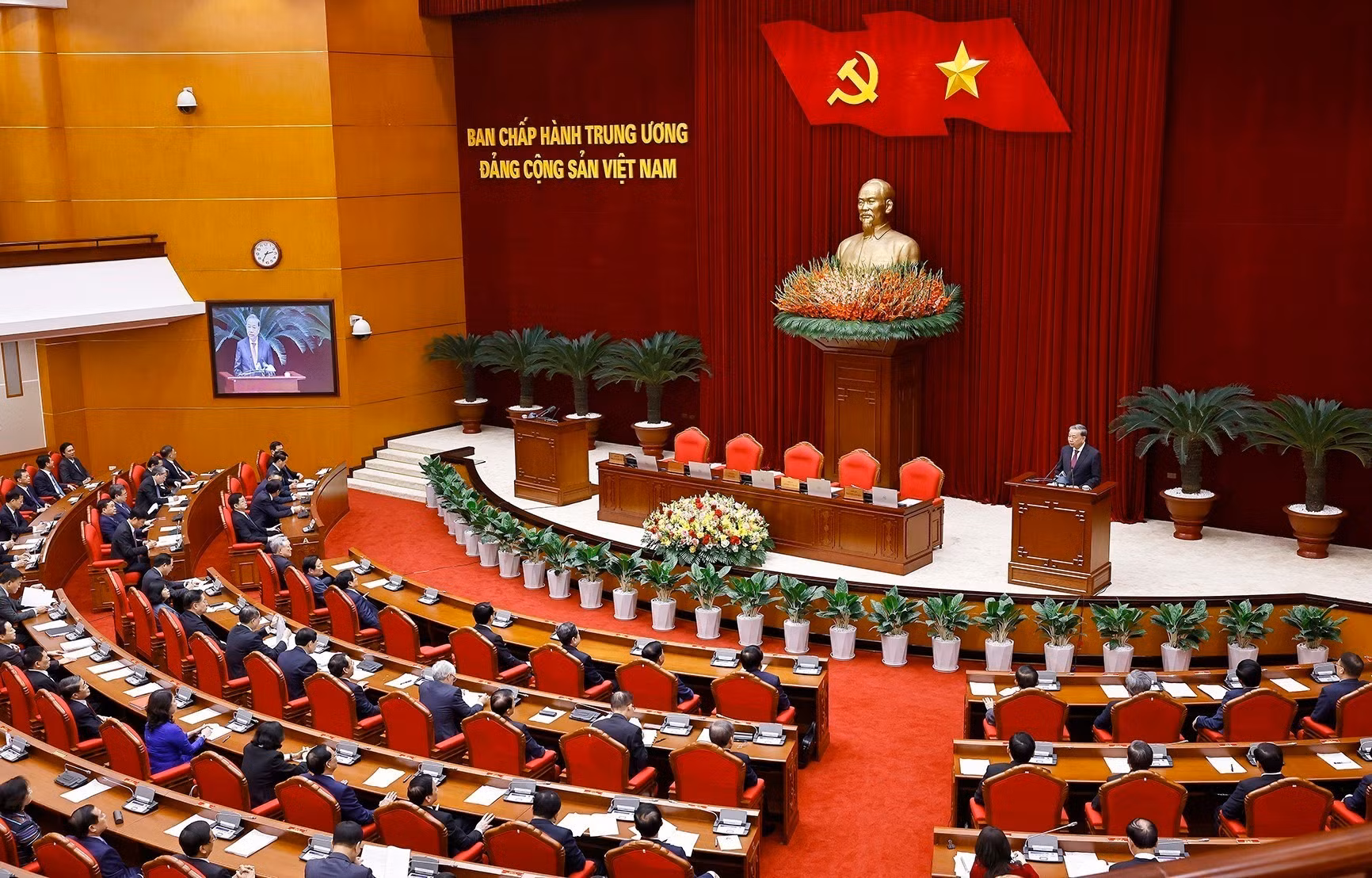 Quang cảnh phiên bế mạc Hội nghị Ban Chấp hành Trung ương Đảng khoá XIII. Ảnh: Doãn Tấn - TTXVN