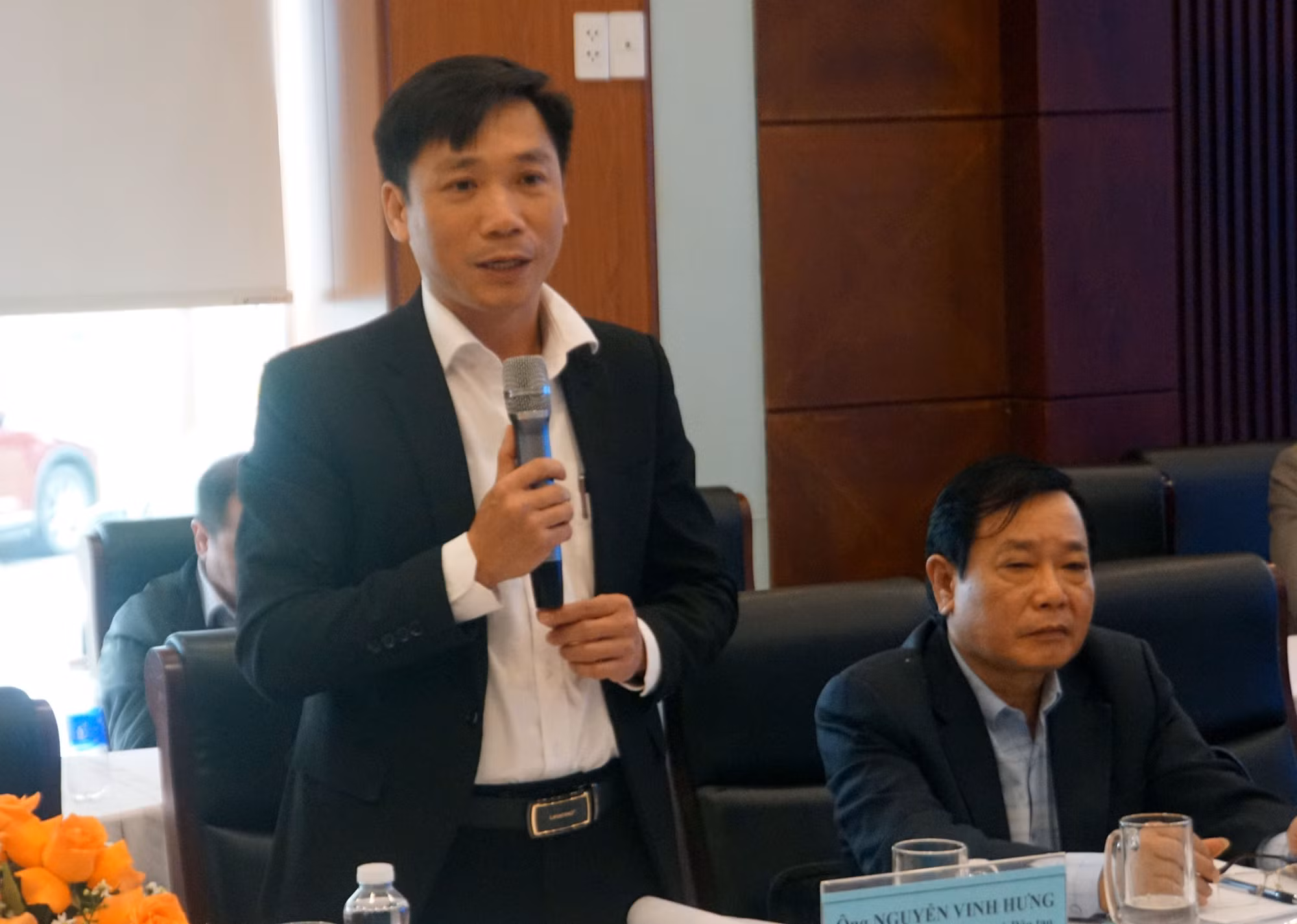 potal-quang-nam-ban-viec-dua-chu-viet-co-tu-vao-giang-day-tai-cac-truong-hoc-7921819.jpg