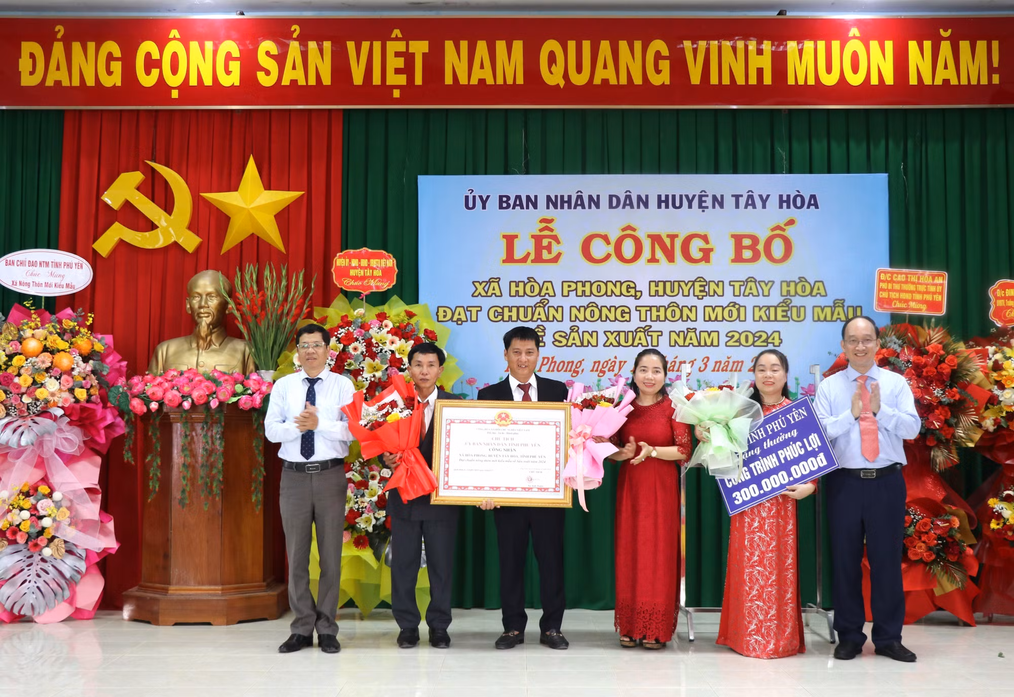 potal-phu-yen-tiep-tuc-xay-dung-xa-nong-thon-moi-kieu-mau-7910394.jpg