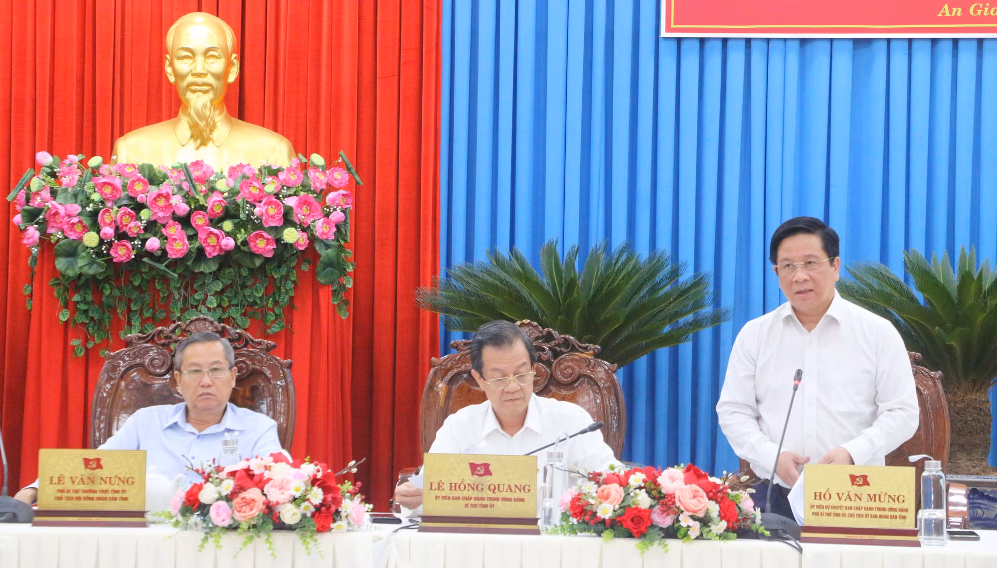 potal-an-giang-quyet-tam-hoan-thanh-xoa-nha-tam-dot-nat-trong-thang-6-nam-2025-7935760.jpg