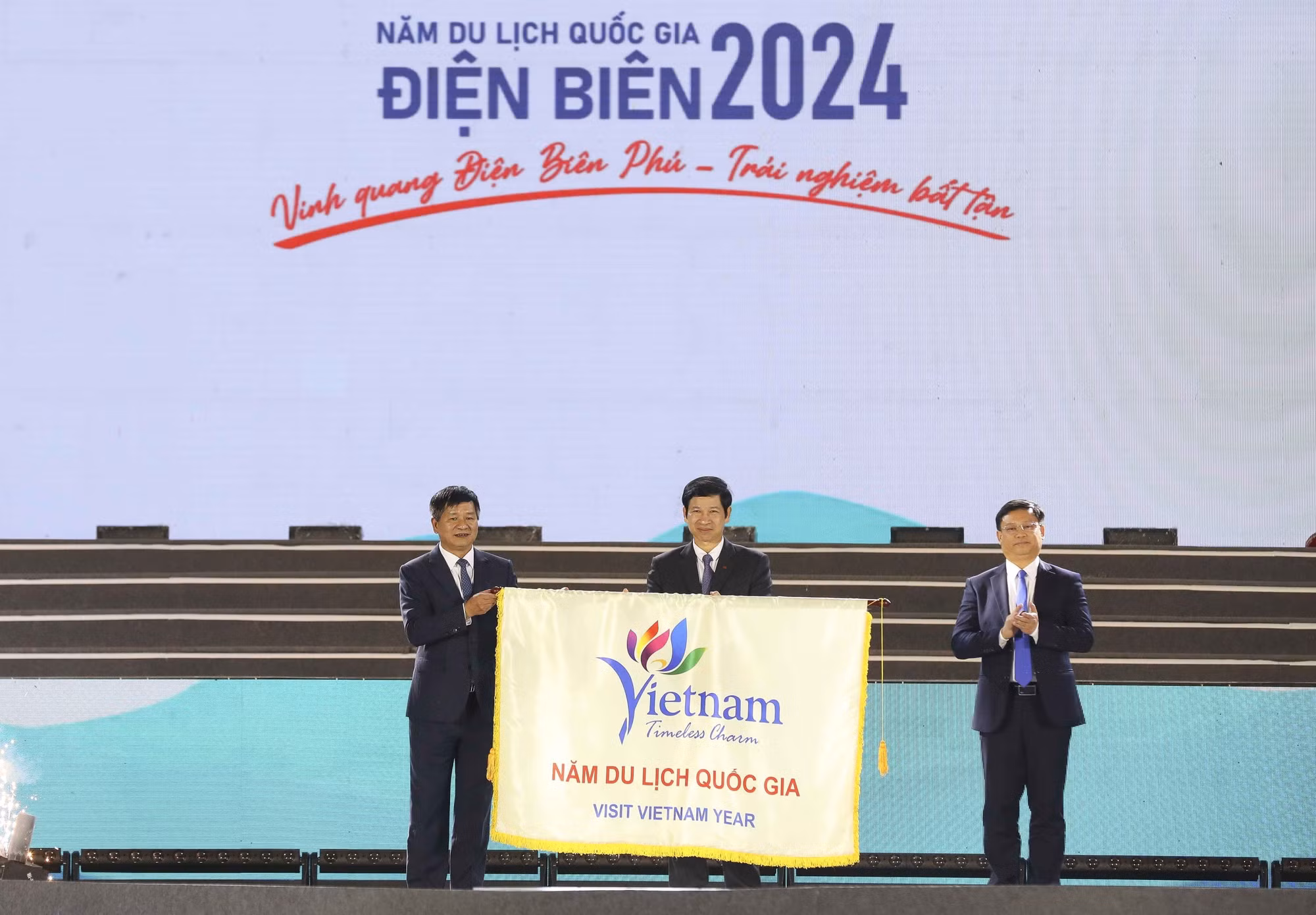 potal-be-mac-nam-du-lich-quoc-gia-dien-bien-2024-7770634.jpg