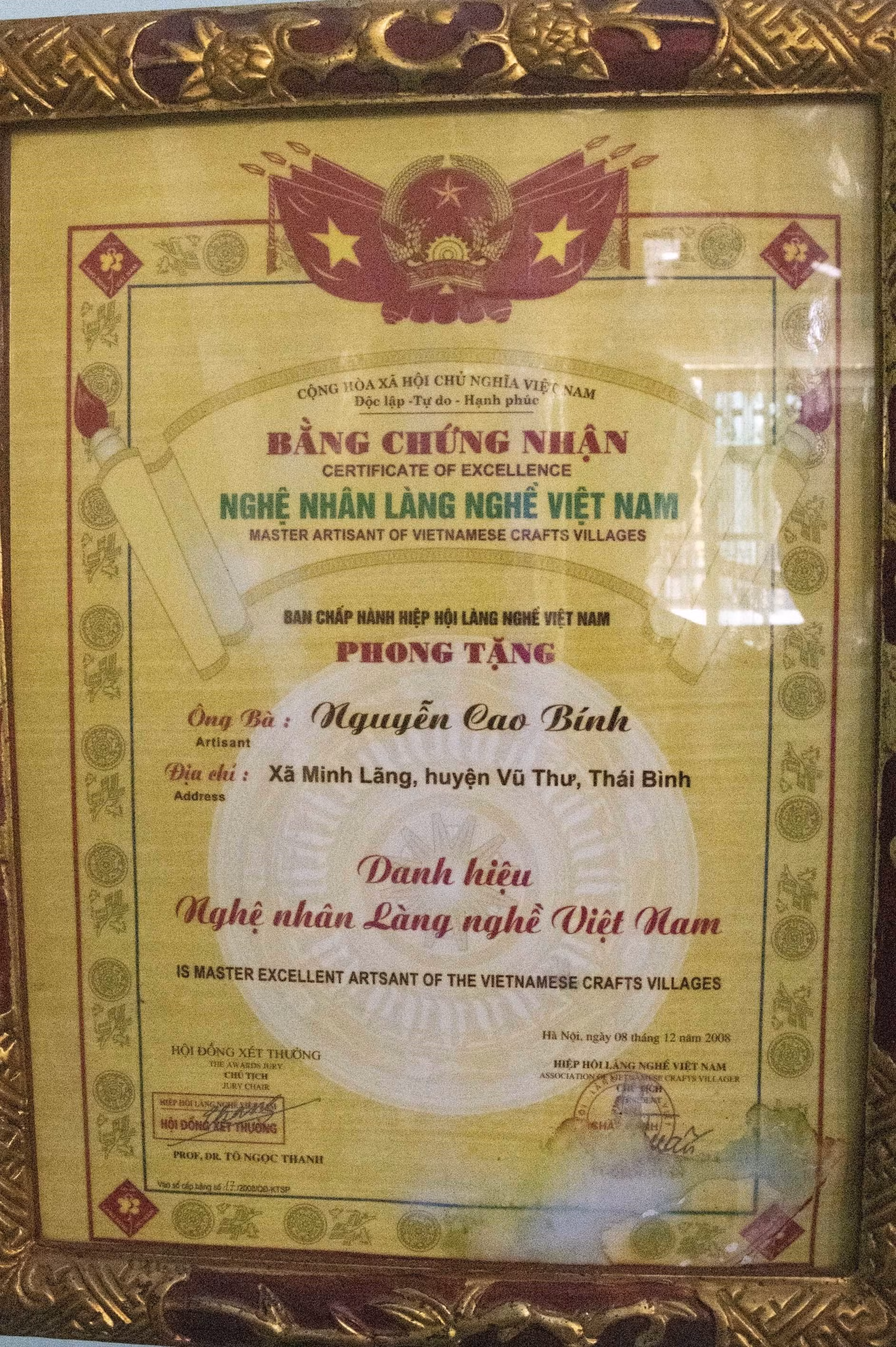 potal-nghe-nhan-nguyen-cao-binh-nguoi-giu-hon-cot-tinh-hoa-nghe-theu-minh-lang-7771024.jpg