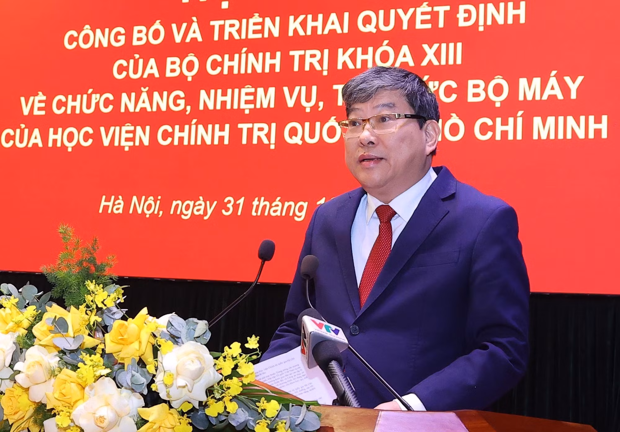 potal-hoc-vien-chinh-tri-quoc-gia-ho-chi-minh-cong-bo-chuc-nang-nhiem-vu-to-chuc-bo-may-7783435.jpg
