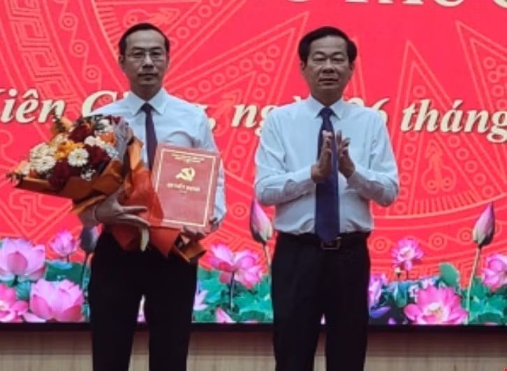 potal-kien-giang-kien-toan-mot-so-chuc-danh-lanh-dao-chu-chot-7776582.jpg