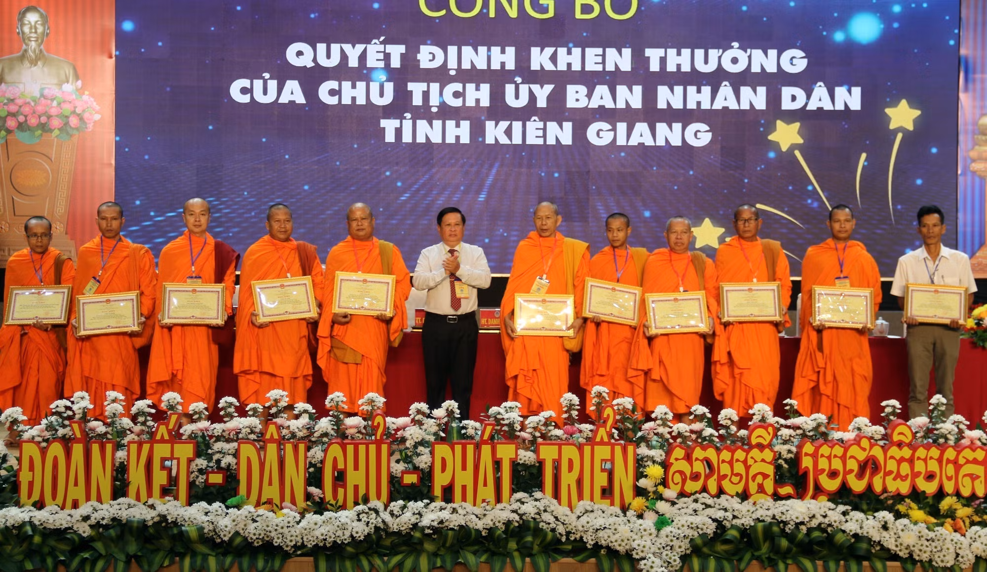 potal-dai-hoi-dai-bieu-hoi-doan-ket-su-sai-yeu-nuoc-tinh-kien-giang-lan-thu-viii-7776618.jpg