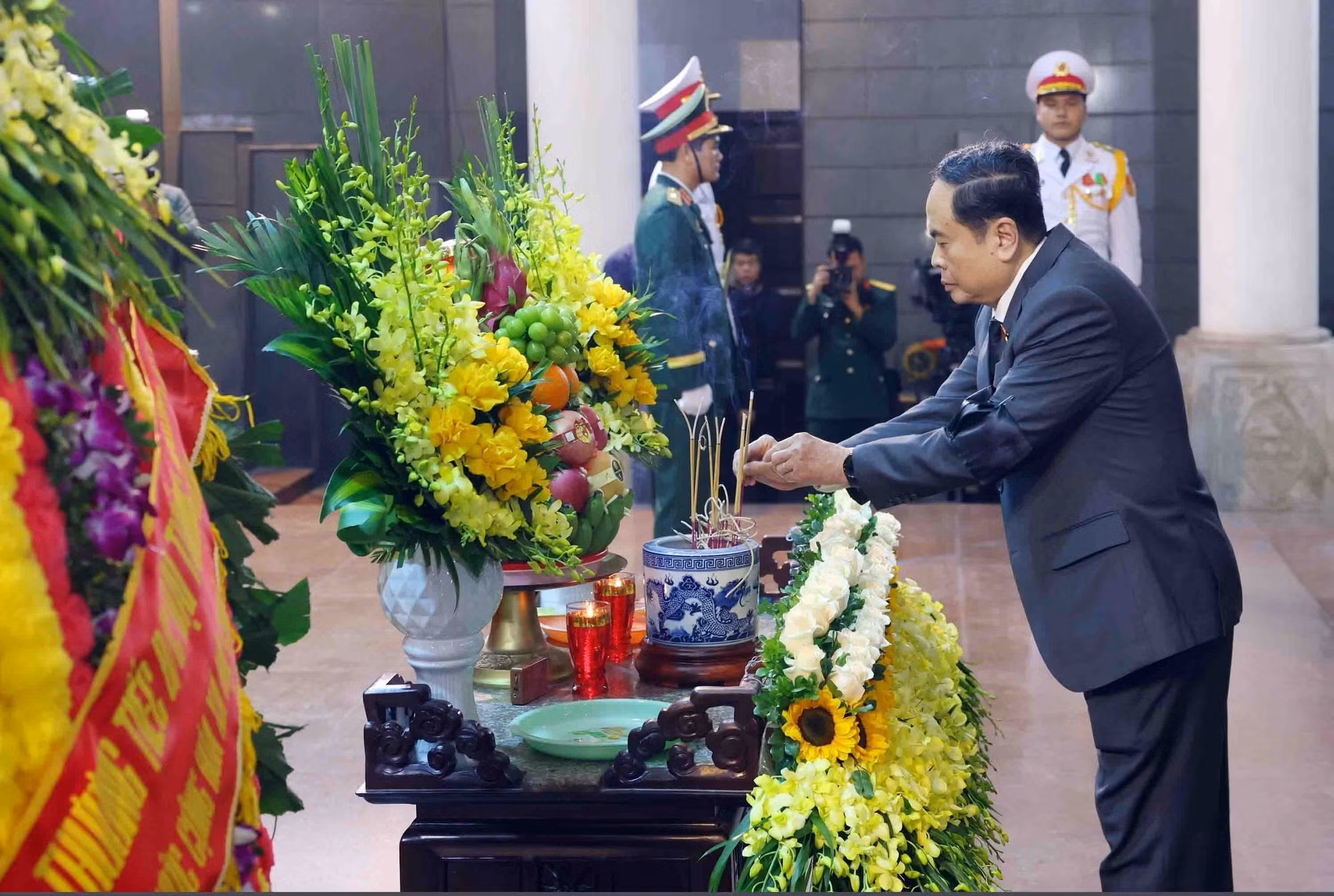 potal-le-tang-dai-tuong-nguyen-quyet-7777855.jpg