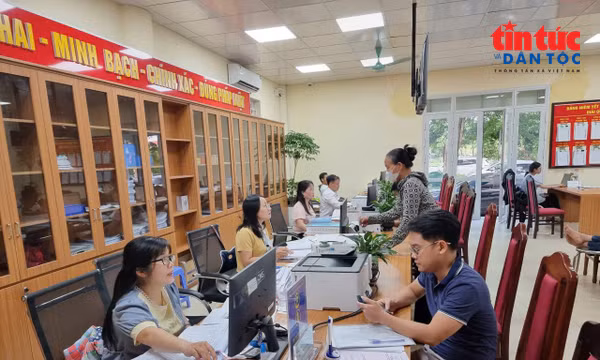 Từng bước tháo gỡ các điểm nghẽn để chuyển đổi số đi vào thực chất