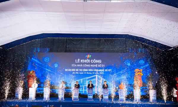 Nghi thức khởi công Tòa nhà Công nghệ số 01, thuộc dự án Khu đô thị Công viên công nghệ số FPT tại phường Phú Diễn và phường Tây Tựu, thành phố Hà Nội.