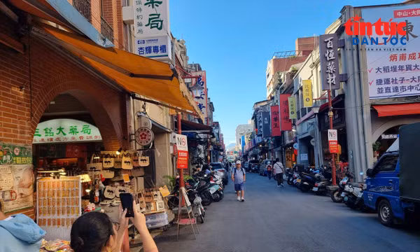 Phố cổ Địch Hóa, nơi lưu giữ nhịp sống thương mại xưa