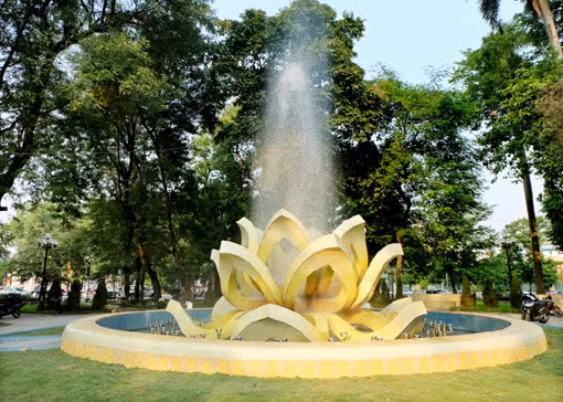 Hà Nội có thêm một biểu tượng hoa sen ảnh 1