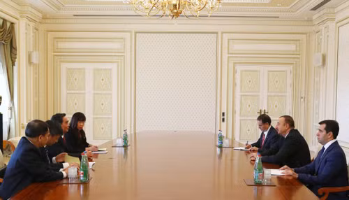 Đồng chí Lê Hồng Anh thăm và làm việc tại Azerbaijan ảnh 1