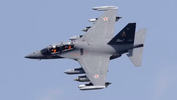 Nga mang Su-35, Yak-130 và Ka-52 đến Paris ảnh 3