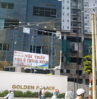 Mua căn hộ xây thô: Bức xúc vì những quy định “trên trời rơi xuống” ảnh 1