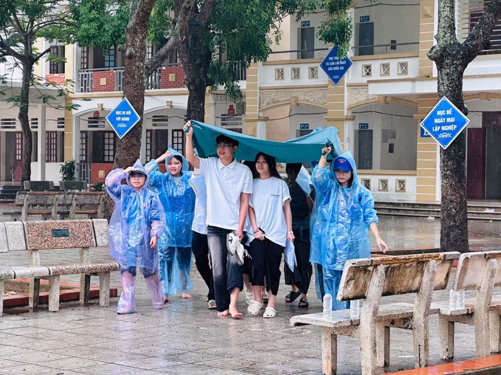 Chú thích ảnh