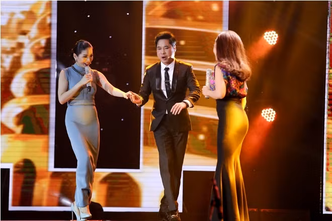 Thần tượng Bolero: Cô gái 'điệu chảy nước' về đội HLV Lệ Quyên ảnh 3