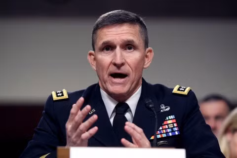 Cựu cố vấn Michael Flynn sẽ 'phản bội' ông Trump để được miễn truy tố? ảnh 1