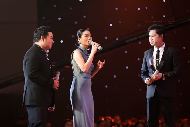 Thần tượng Bolero: Cao Hoàng Oanh khoe giọng hay không kém gì HLV Lệ Quyên, nhưng về đội Mr Đàm ảnh 4