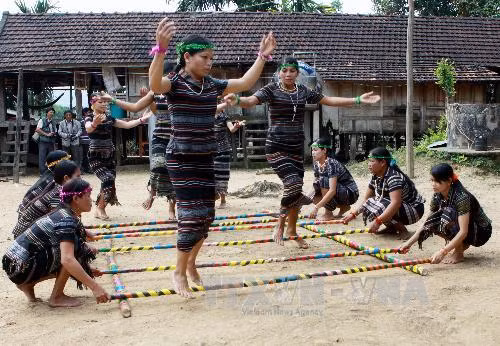 Ba Tơ phát huy truyền thống anh hùng ảnh 1