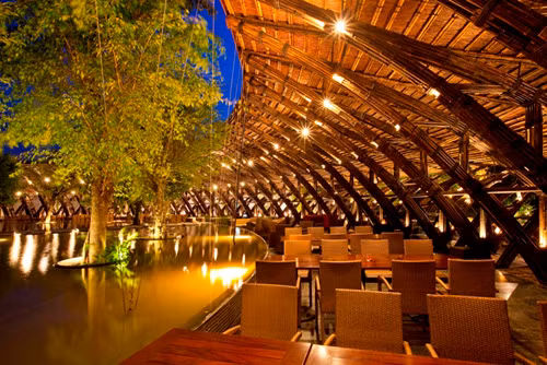 Flamingo Đại Lải vào Top 10 khách sạn- resort đẳng cấp nhất thế giới ảnh 1