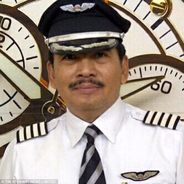 Máy bay AirAsia rơi do bay quá chậm? ảnh 1
