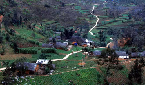 Hùng vĩ Cao nguyên đá Đồng Văn ảnh 4