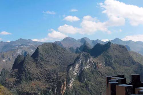 Hùng vĩ Cao nguyên đá Đồng Văn ảnh 7