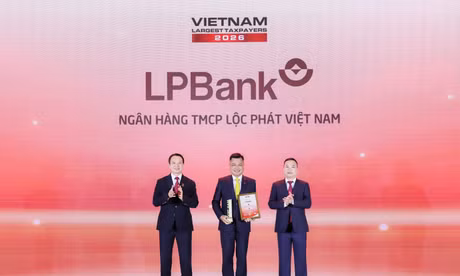 LPBank được vinh danh Top 6 ngân hàng tư nhân nộp ngân sách lớn nhất Việt Nam 2026