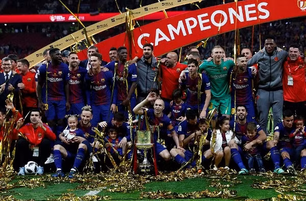 Đè bẹp Sevilla 5-0, Barcelona đăng quang Cúp nhà vua Tây Ban Nha ảnh 1