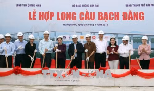 Hợp long cầu Bạch Đằng nối Quảng Ninh và Hải Phòng ảnh 1