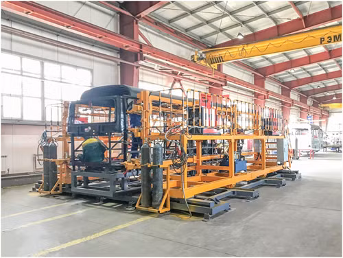 Thaco chuyển giao công nghệ sản xuất xe bus Thaco HB73S cho đối tác tại Kazakhstan ảnh 3
