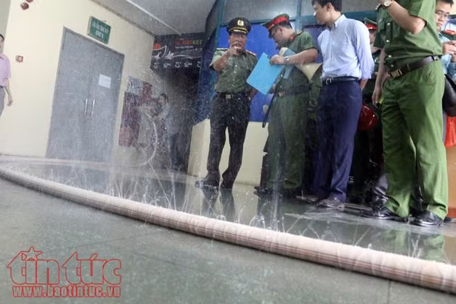 Nhiều sai phạm trong phòng cháy chữa cháy tại các khu chung cư Hà Nội ảnh 10