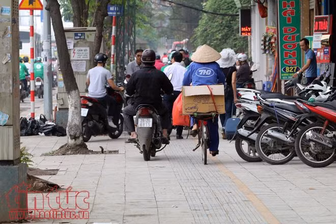 Người dân 'rồng rắn' về quê nghỉ lễ 30/4 ảnh 4