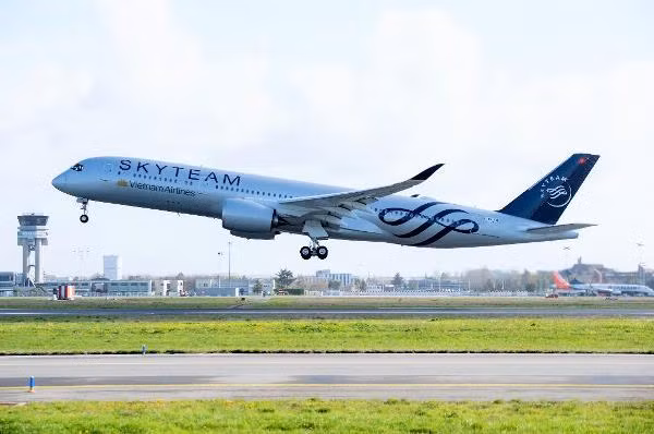 Vietnam Airlines nhận bàn giao máy bay A350 thứ 12 ảnh 1