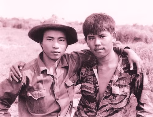 Quảng Trị - Điểm hẹn của lòng nhân ái - Kỳ 1: Họ bước ra từ tọa độ lửa ảnh 1