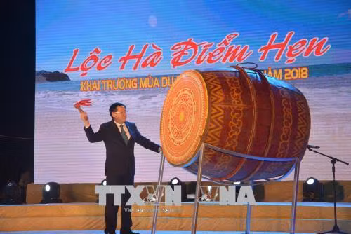 Khai trương mùa du lịch biển Hà Tĩnh 2018 ảnh 1