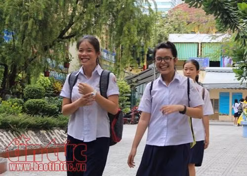 Học sinh giỏi và khuyết tật sẽ được tuyển thẳng vào lớp 10 công lập ảnh 1