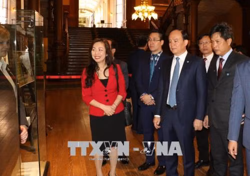 Hà Nội học hỏi mô hình thành phố thông minh của Canada ảnh 1